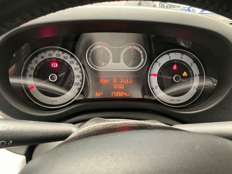 Fiat 500L 1.4 Pop Star — zdjęcie 13