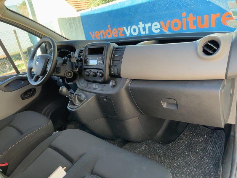 Renault Trafic 1.6 dCi L1H1 2,7t Komfort — zdjęcie 12