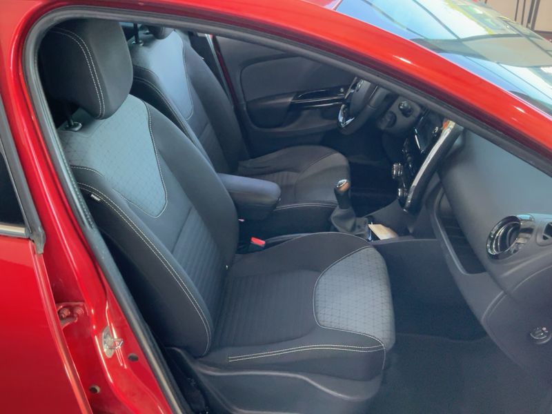 Renault Clio 1.5 dCi Energy Luxe 2014 – снимка 17