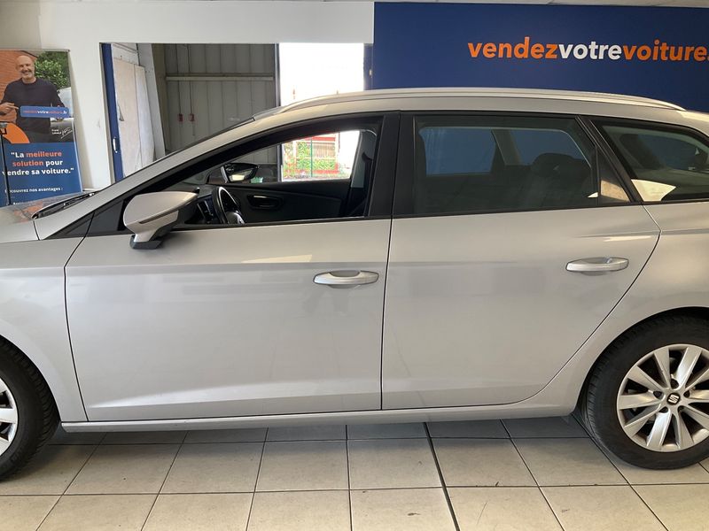 Seat Leon 1.6 TDI Style Business 2019 – снимка 4