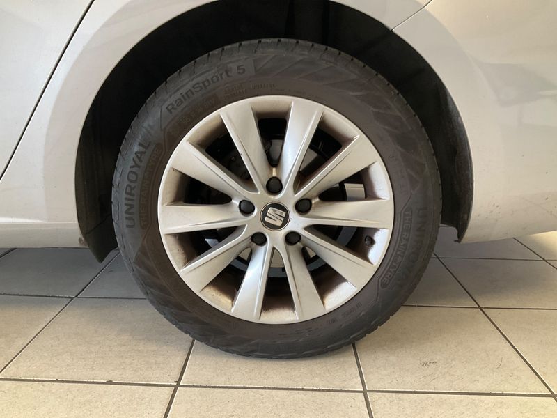 Seat Leon 1.6 TDI Style Business 2019 – снимка 5