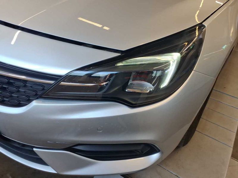 Opel Astra 1.5 CDTI Edition Start/Stop 2022 – снимка 17