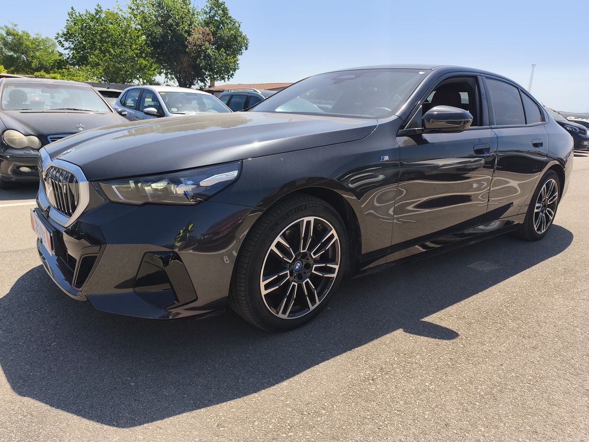 BMW i5 2024