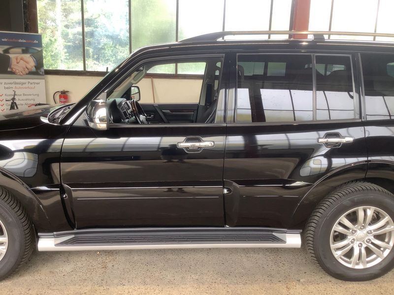Mitsubishi Pajero 3.2 DI-D Top — zdjęcie 4