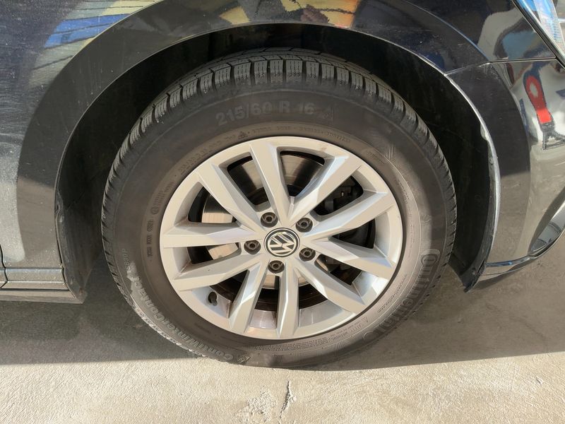 Volkswagen Passat 2.0 TDI Comfortline BlueMotion Tech 2018 – снимка 11