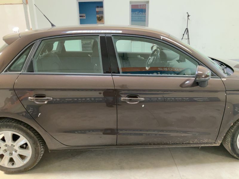 Audi A1 Sportback 1.6 TDI Attraction — zdjęcie 7