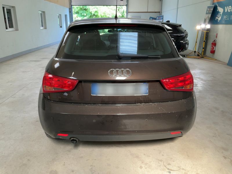 Audi A1 Sportback 1.6 TDI Attraction — zdjęcie 5