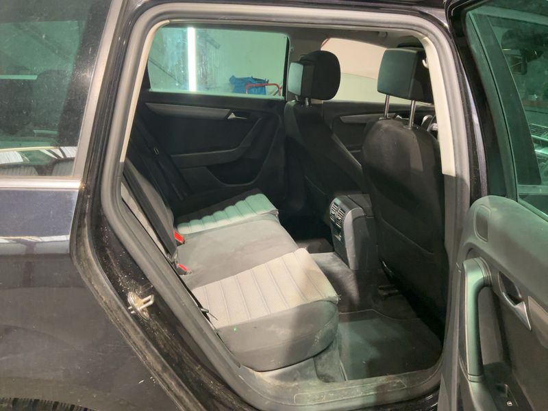 Volkswagen Passat 2.0 TDI Comfortline BlueMotion Tech — zdjęcie 14