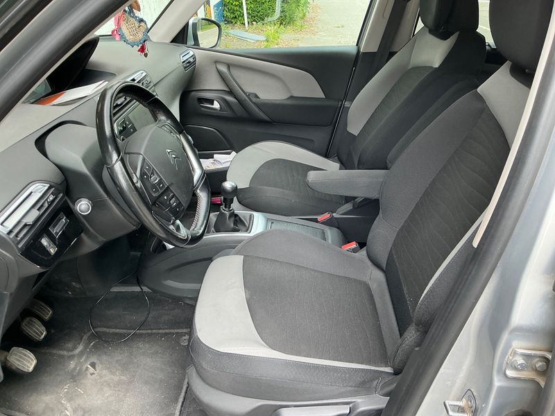 Citroen C4 Picasso 1.6 Blue-HDi Feel — zdjęcie 3