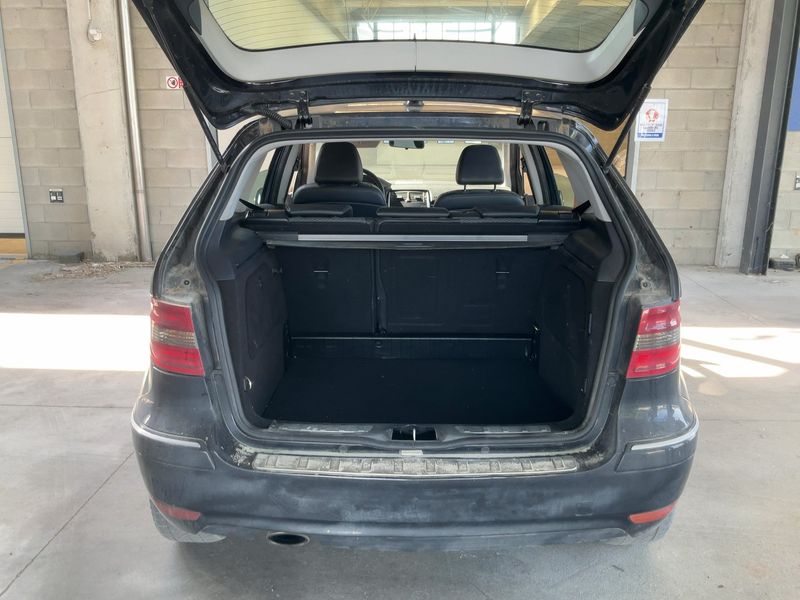 Mercedes-Benz B-Klasse B 200 CDI Standard — zdjęcie 10