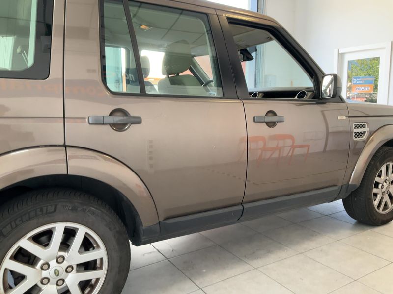 Land Rover Discovery 4 2.7 Td V6 TDV6 SE — zdjęcie 7