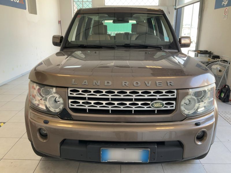 Land Rover Discovery 4 2.7 Td V6 TDV6 SE — zdjęcie 9