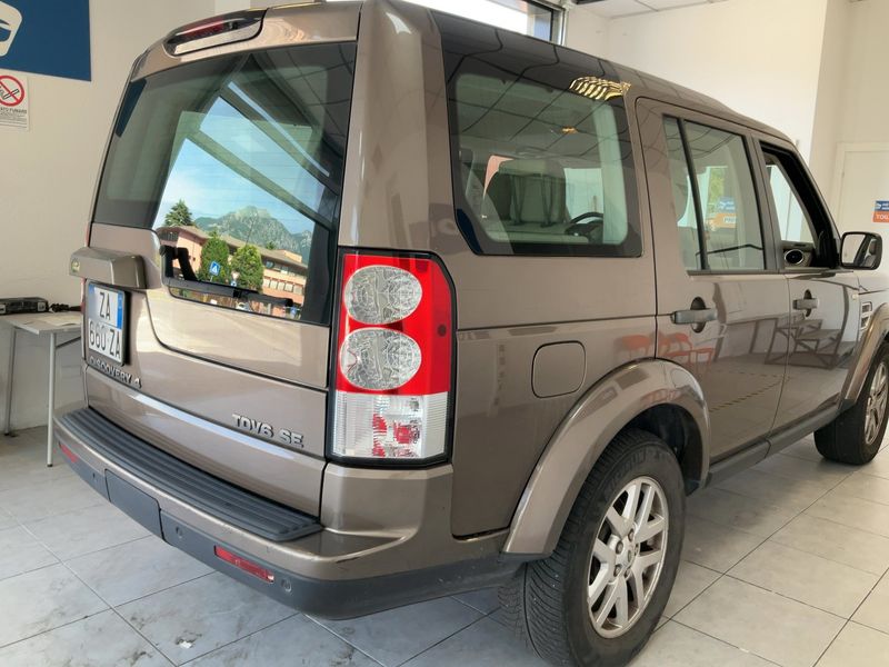 Land Rover Discovery 4 2.7 Td V6 TDV6 SE — zdjęcie 6