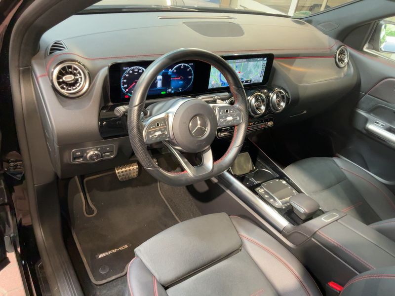 Mercedes-Benz EQA 300 4Matic AMG Line — zdjęcie 12