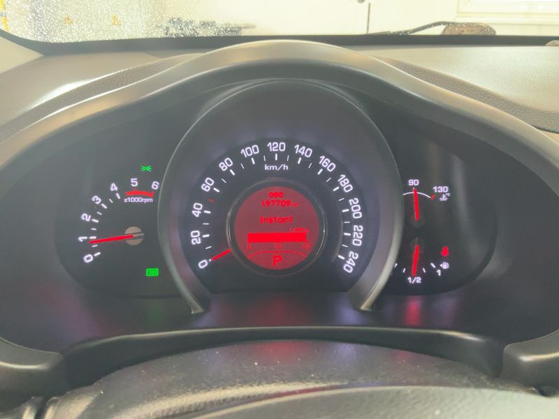 Kia Sportage 2.0 CRDi Active 4WD — zdjęcie 13