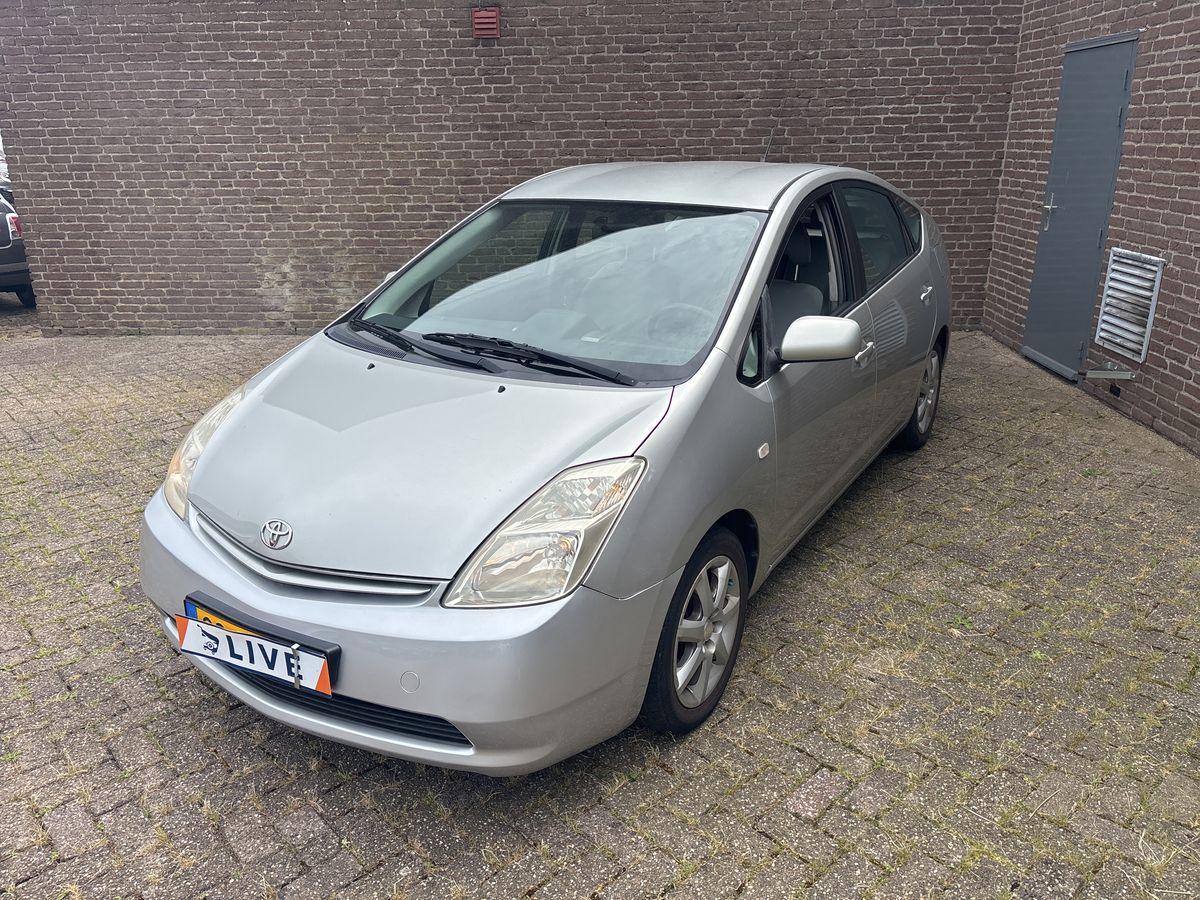 Toyota Prius 2004