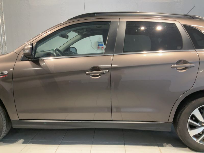 Mitsubishi ASX 2.2 DI-D Top 4WD — zdjęcie 4