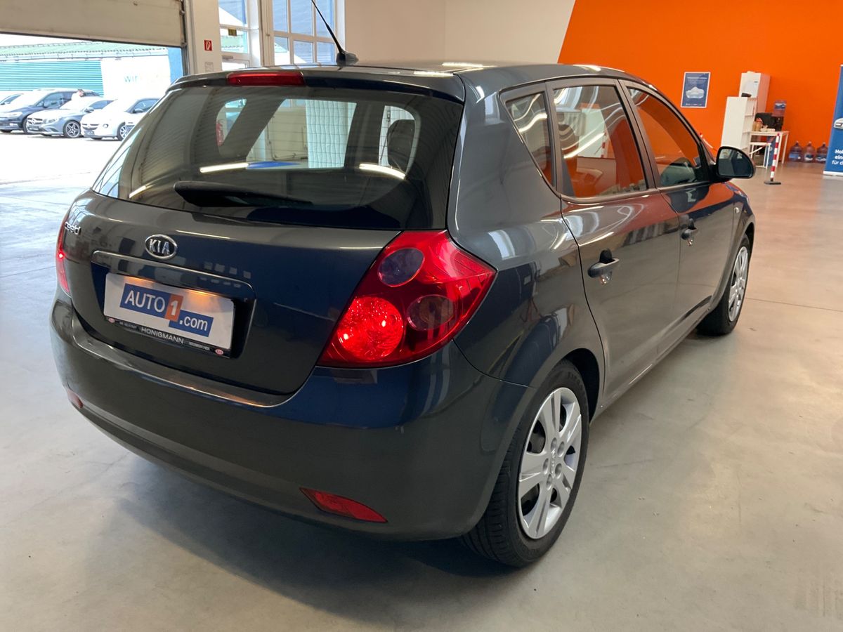 Kia cee'd 1.4 Cool