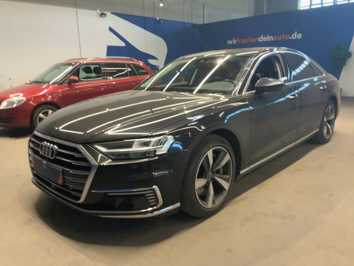 Audi A8 2021 — photo 1