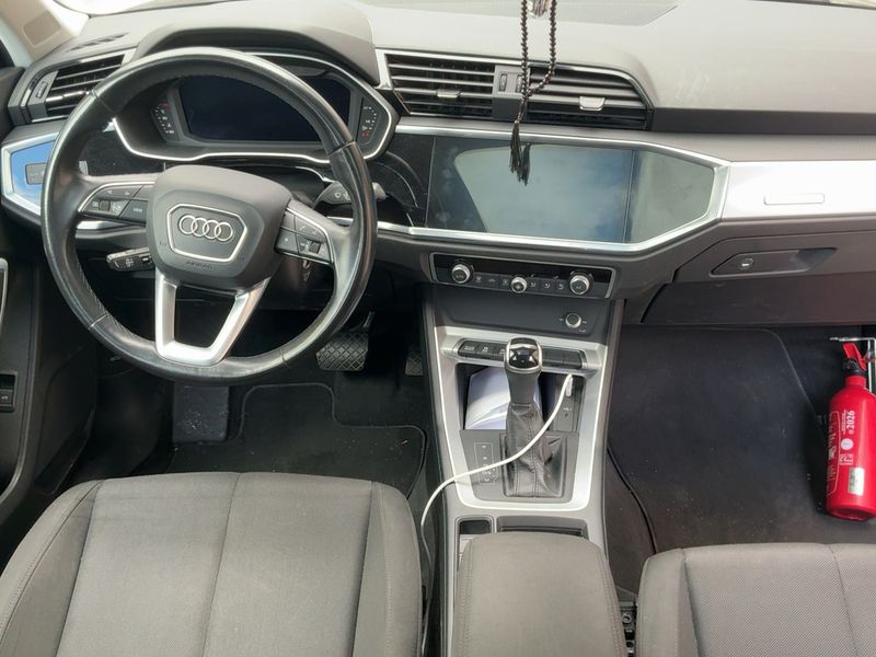 Audi Q3 Sportback 35 TDI — zdjęcie 12