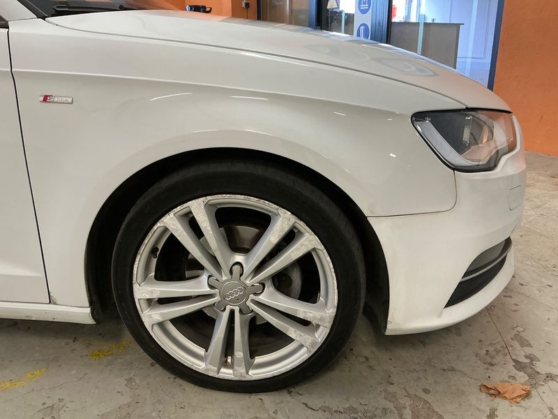 Audi A3 Sportback 1.6 TDI S line Sportpaket 2013 – снимка 22