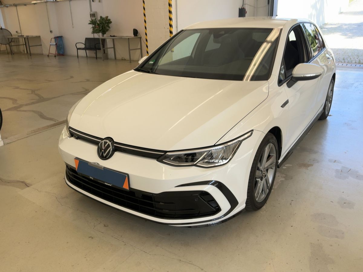 Volkswagen Golf VIII 1.5 eTSI ACT R-Line