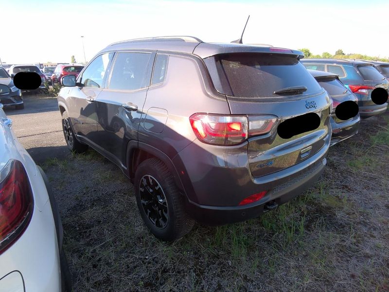 Jeep Compass 1.3 4xe Plug-in Hybrid Trailhawk — zdjęcie 3