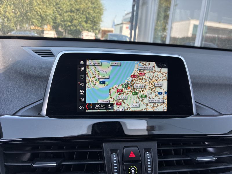 BMW X1 sDrive 18i Sport Line 2018 – снимка 13
