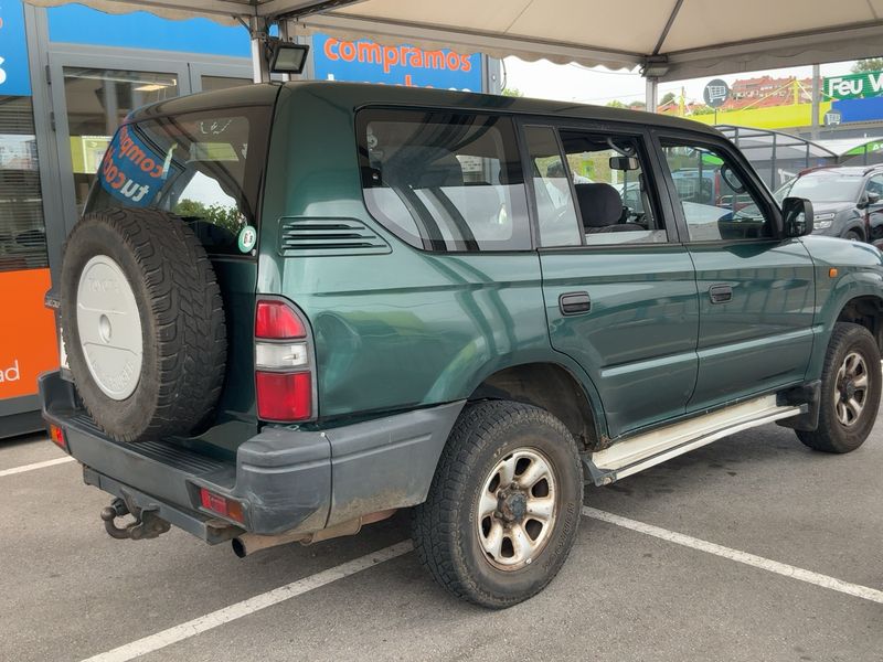Toyota Land Cruiser 3.0 Turbodiesel GX — zdjęcie 6