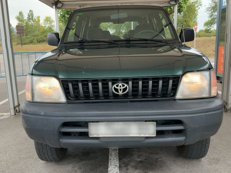 Toyota Land Cruiser 3.0 Turbodiesel GX — zdjęcie 9