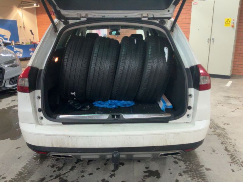 Citroen C5 Cross Tourer 2.0 Blue-HDi — zdjęcie 10