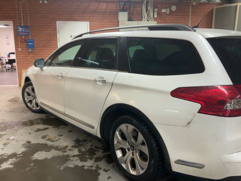 Citroen C5 Cross Tourer 2.0 Blue-HDi — zdjęcie 3