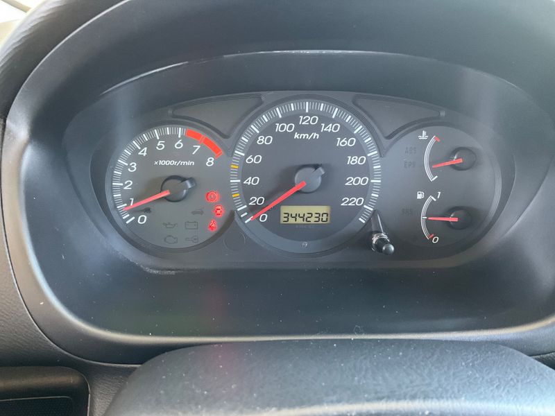 Honda Civic 1.6 VTEC ES — zdjęcie 4
