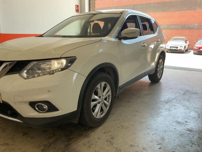 Nissan X-Trail 1.6 dCi 360 4x4 — zdjęcie 2
