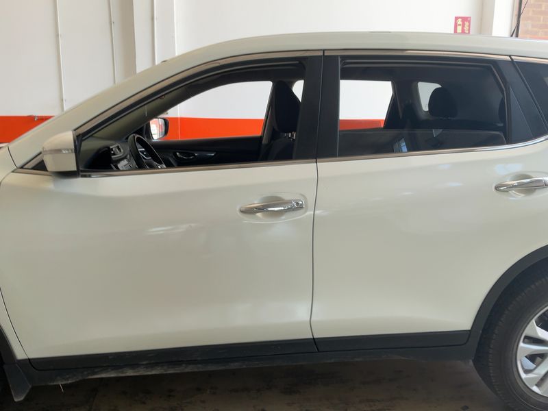 Nissan X-Trail 1.6 dCi 360 4x4 — zdjęcie 4
