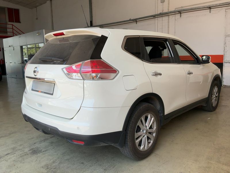 Nissan X-Trail 1.6 dCi 360 4x4 — zdjęcie 6