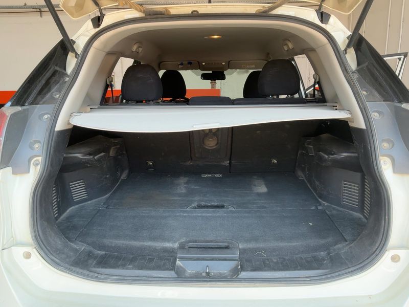 Nissan X-Trail 1.6 dCi 360 4x4 — zdjęcie 10