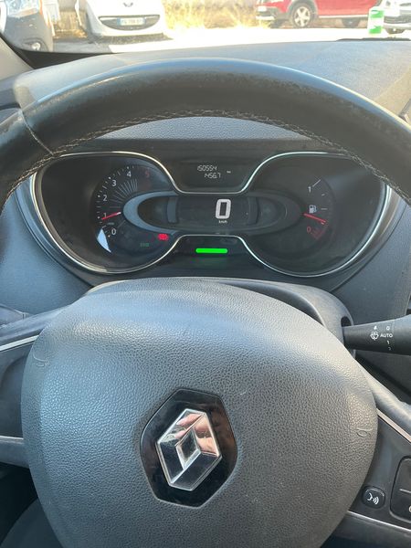 Renault Captur 1.5 dCi Energy Intens 2017 – снимка 18