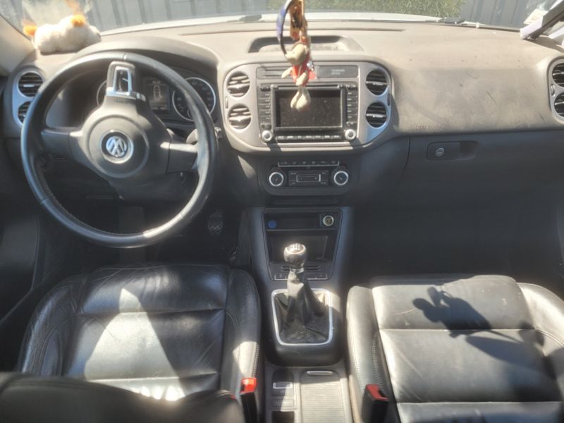 Volkswagen Tiguan 2.0 TDI Track & Field 4Motion — zdjęcie 12