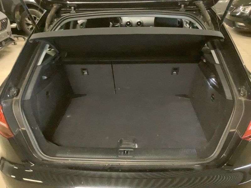 Audi A3 Sportback 1.6 TDI — zdjęcie 10