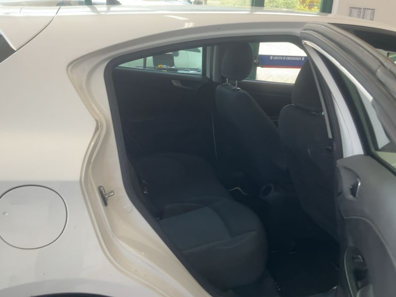 Alfa Romeo Giulietta 1.4 Turbo LPG — zdjęcie 14