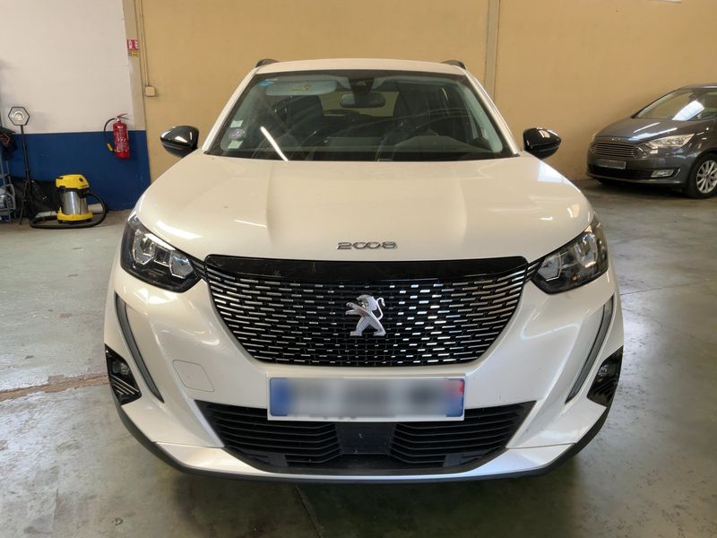 Peugeot 2008 1.2 PureTech Allure Pack 2021 – снимка 14