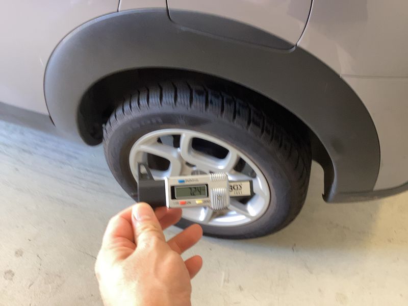 Citroen C4 Cactus 1.2 e-THP Shine 2018 – снимка 5
