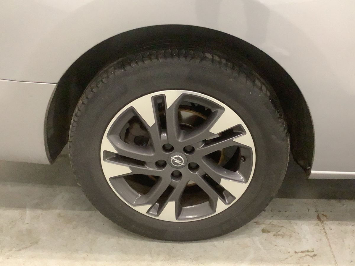 Opel Zafira 2021 — photo 10