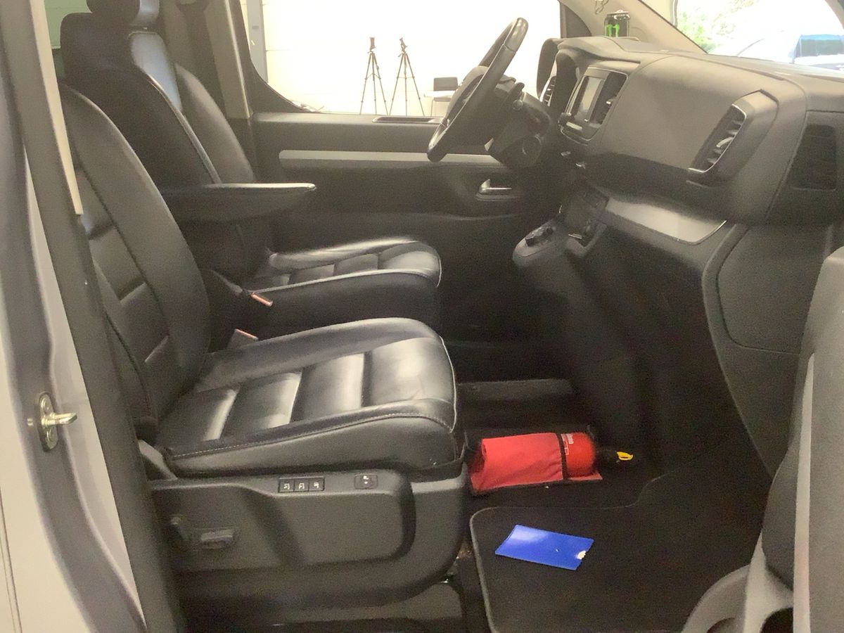 Opel Zafira 2021 — photo 17