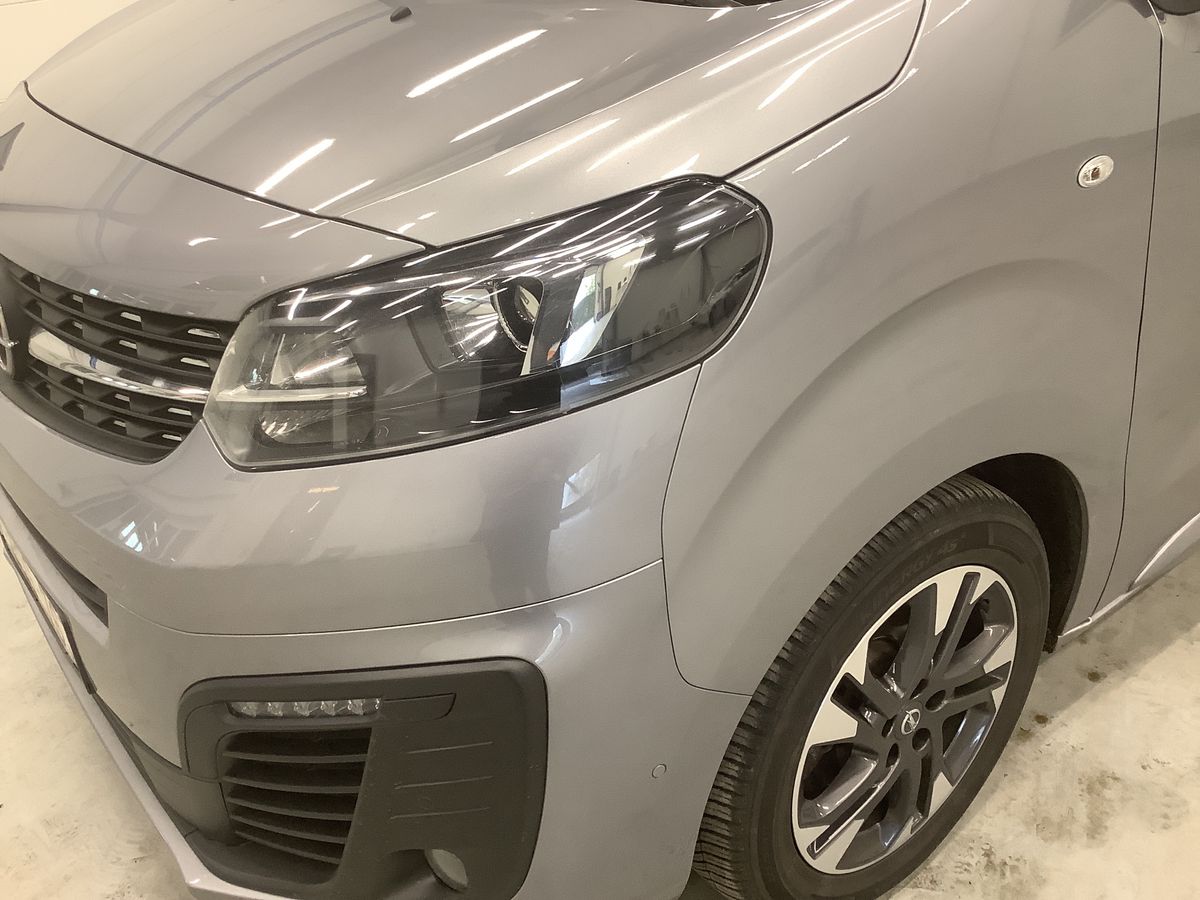 Opel Zafira 2021 — photo 3