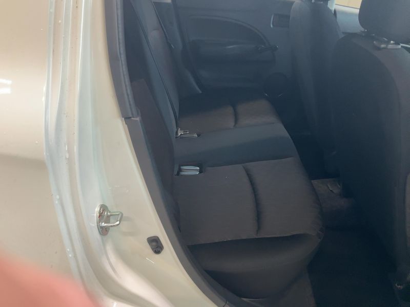 Mitsubishi Space Star 1.2 Spirit — zdjęcie 14