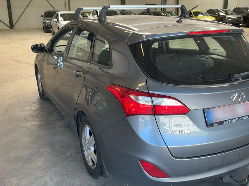 Hyundai i30 1.6 GDI Style — zdjęcie 3