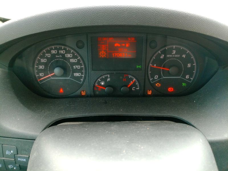 Peugeot Boxer 2.2 Blue-HDi 330 L1H1 Asphalt Stop&Start — zdjęcie 12