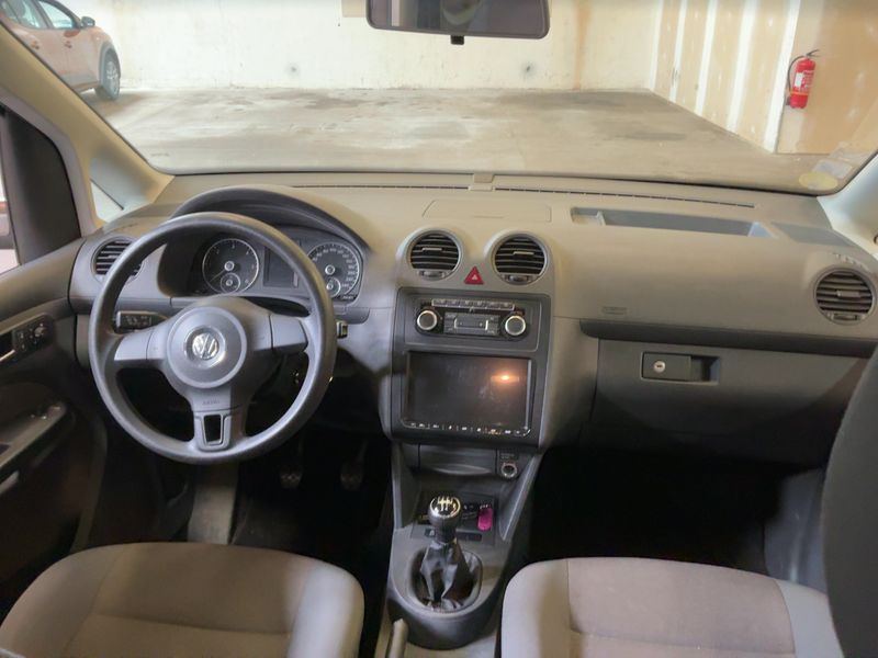 Volkswagen Caddy 1.6 TDI Maxi Trendline — zdjęcie 12